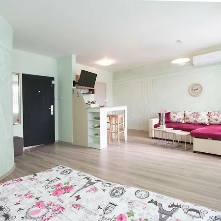 Apartment 4 Seasons Art Aparments Central Plovdiv